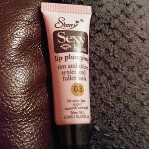 Lip plumping tint and shine
